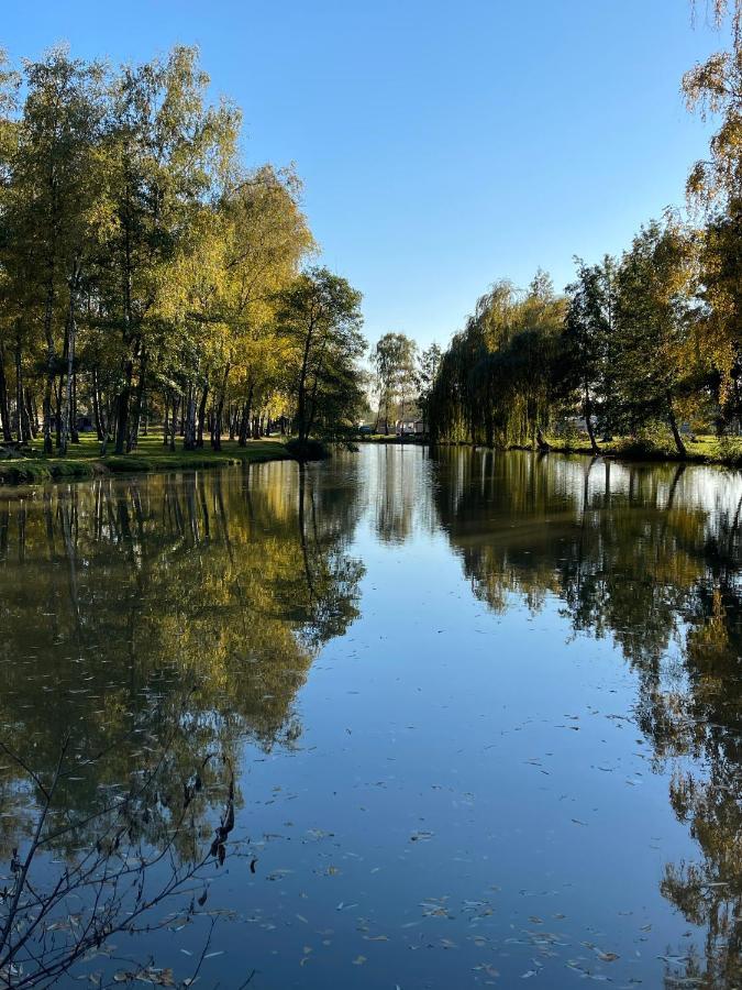 ホテル Glamping - 25 Min Roermond, Maasmechelen & Maastricht Kinrooi エクステリア 写真