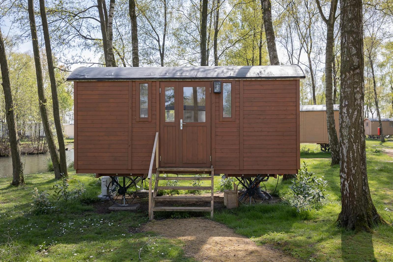 ホテル Glamping - 25 Min Roermond, Maasmechelen & Maastricht Kinrooi エクステリア 写真
