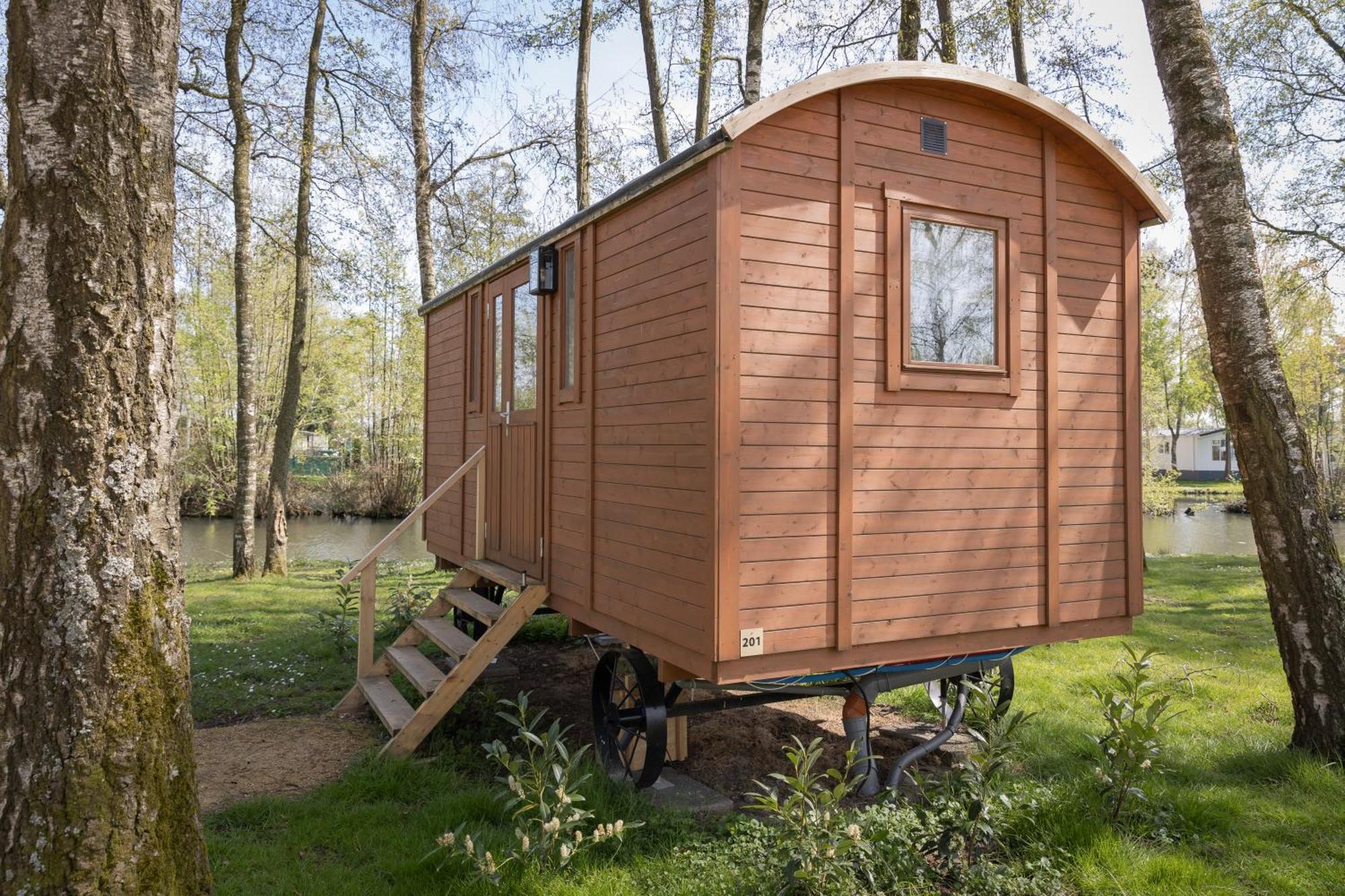 ホテル Glamping - 25 Min Roermond, Maasmechelen & Maastricht Kinrooi エクステリア 写真